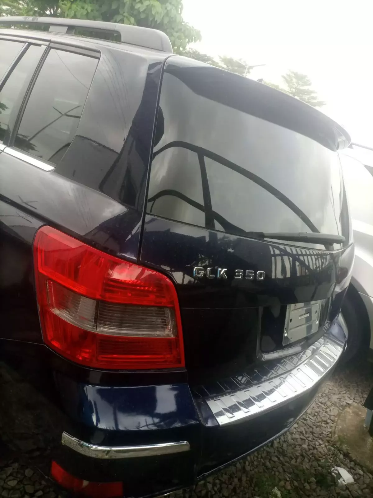 car Right Back
