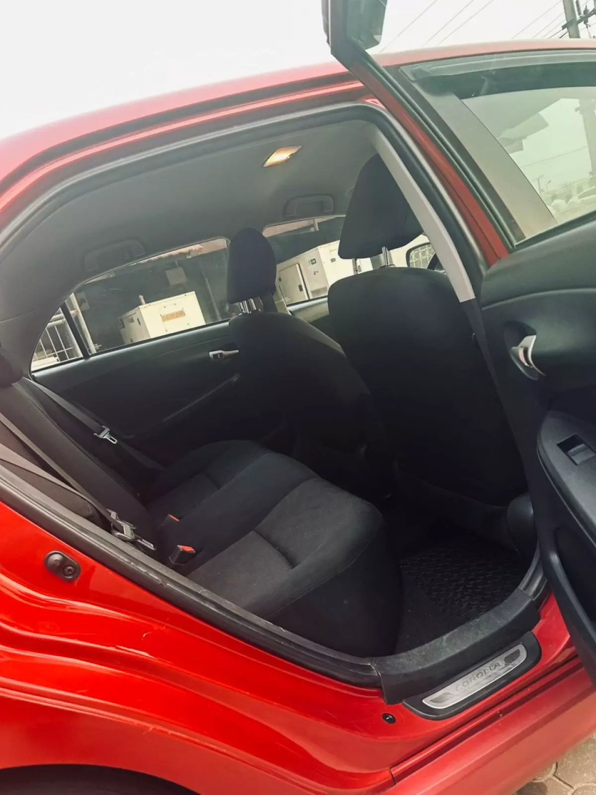 interiorBack