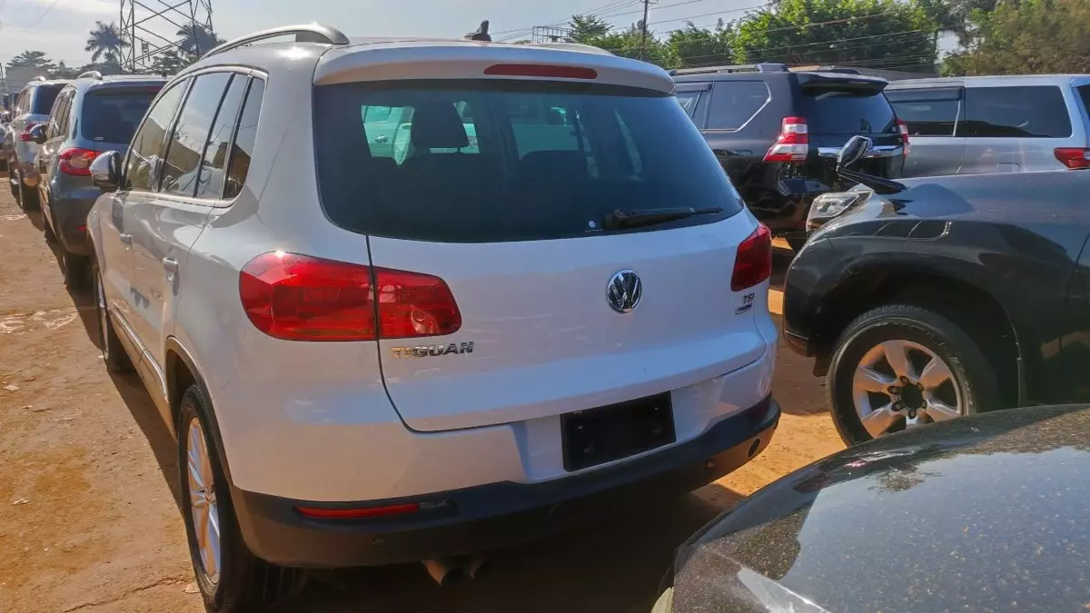 car Back