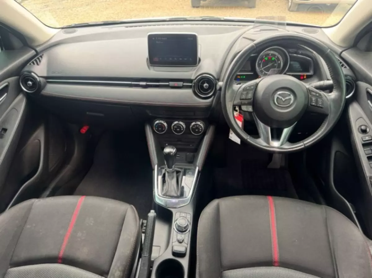 interiorFront