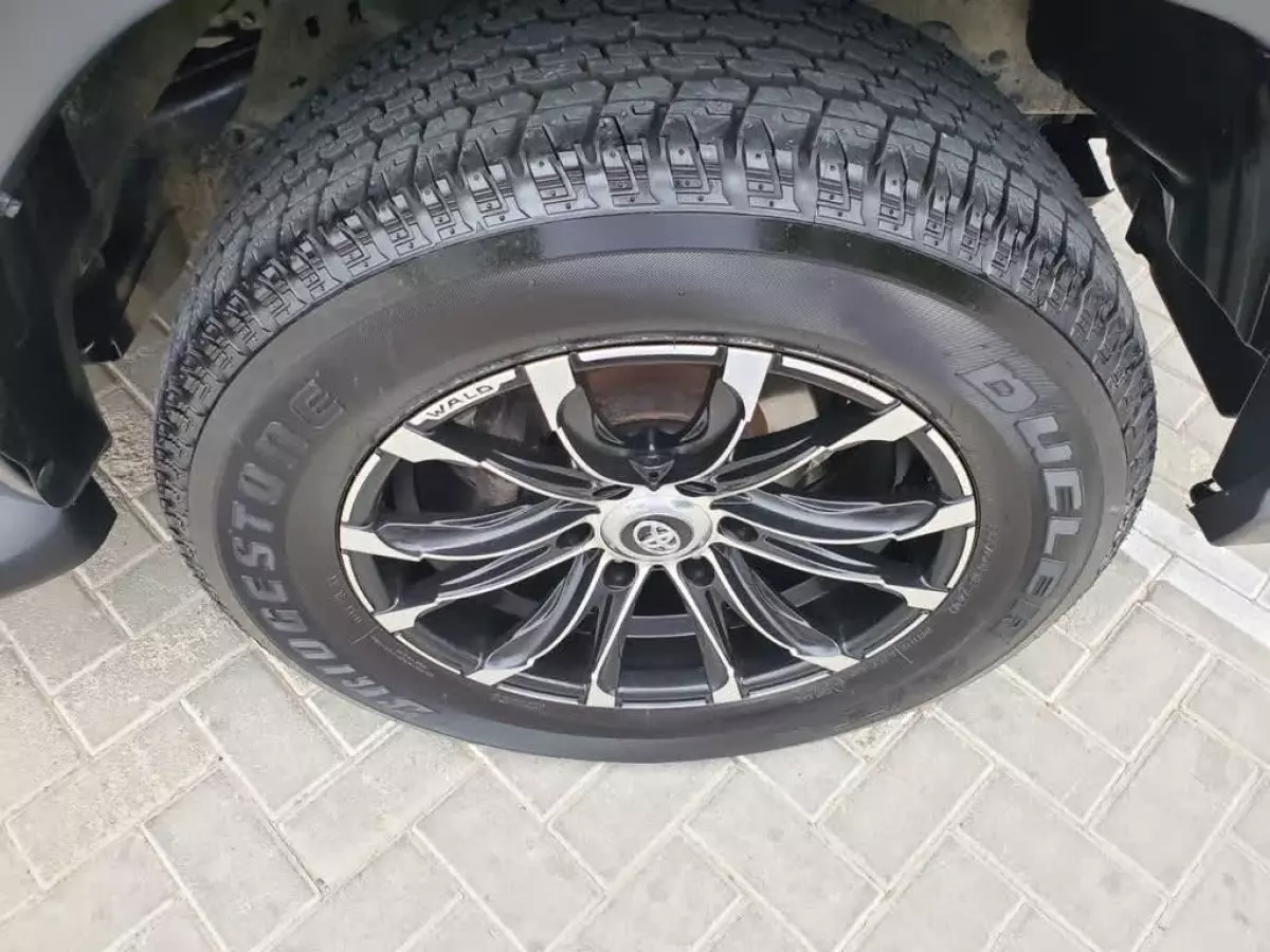 tyre2