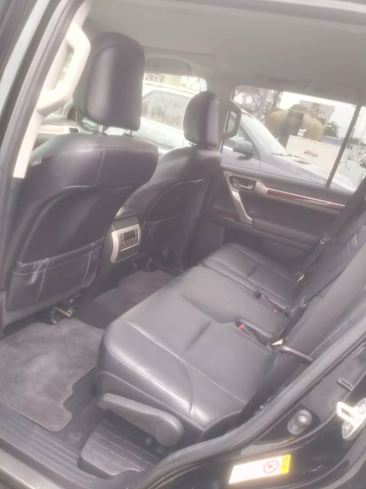 backSeat