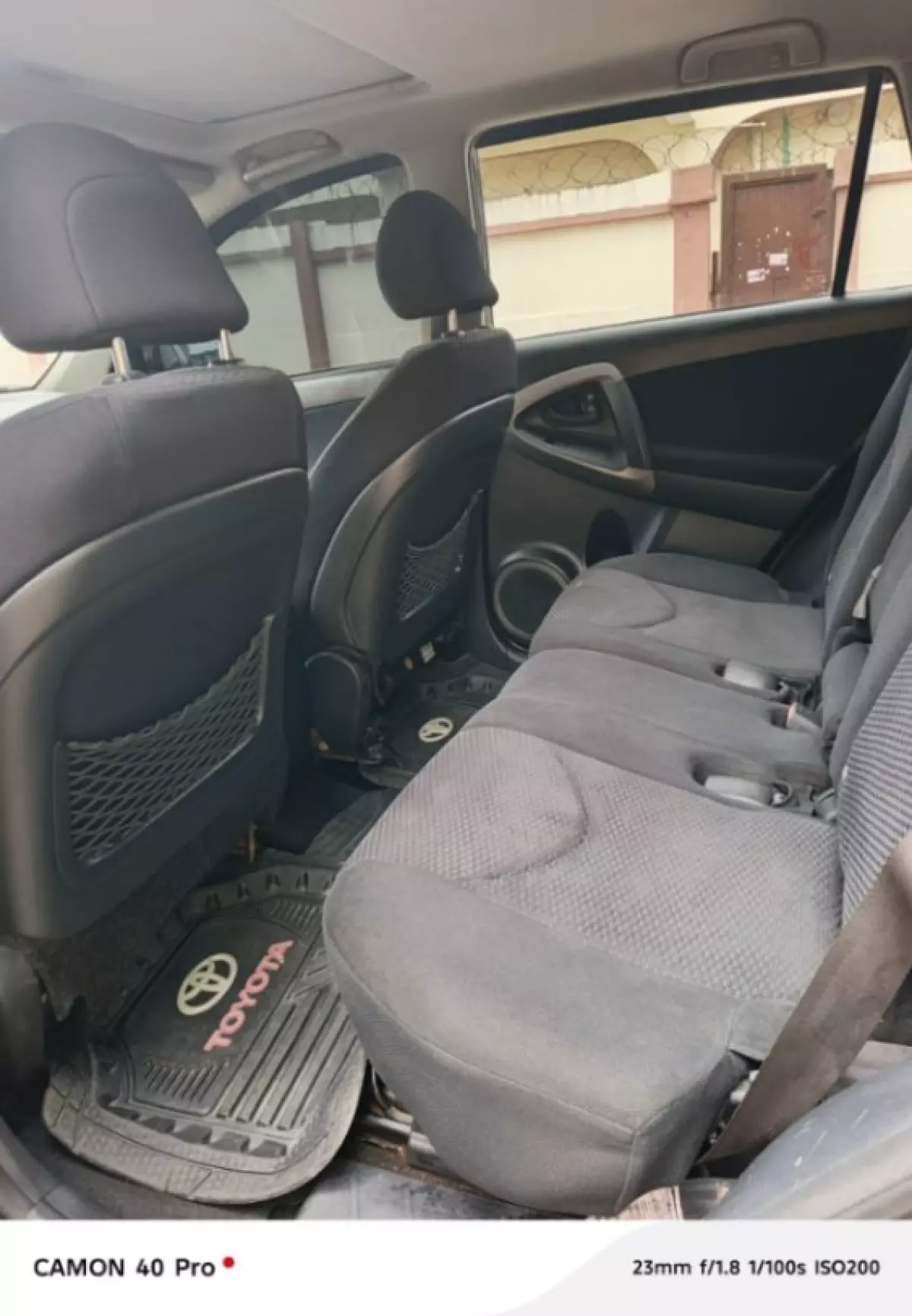 interiorBack