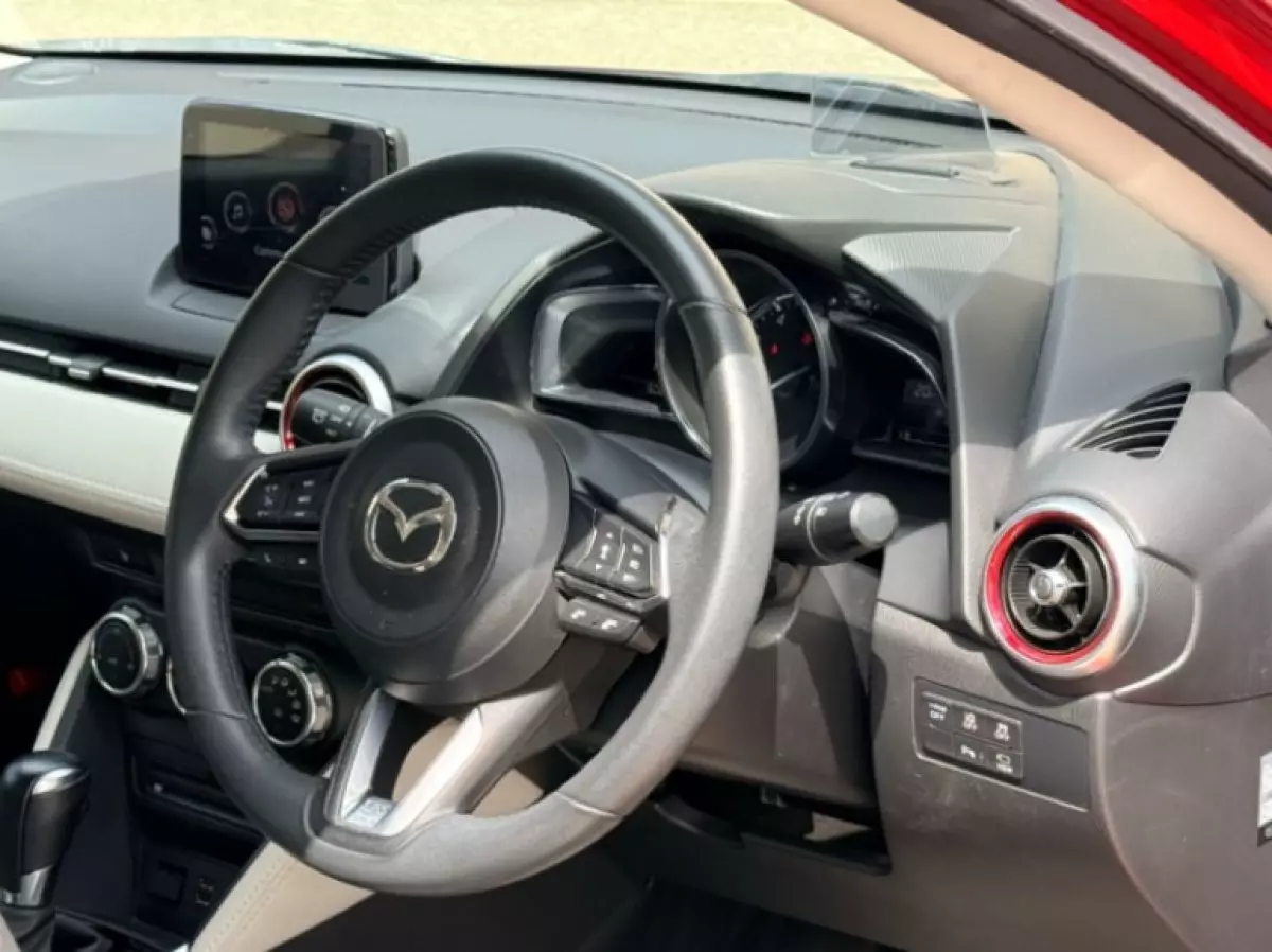 interiorFront