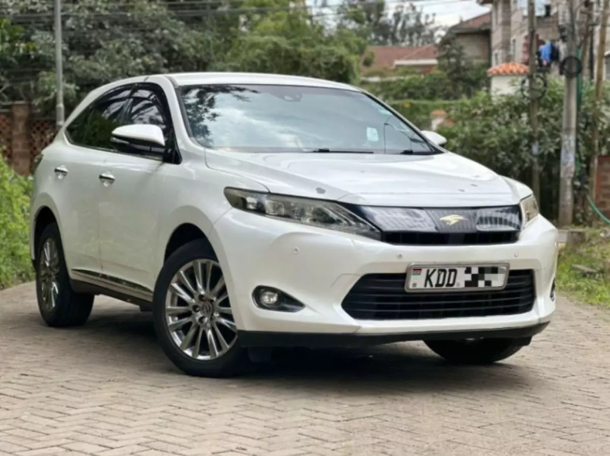 Toyota Harrier - 2015