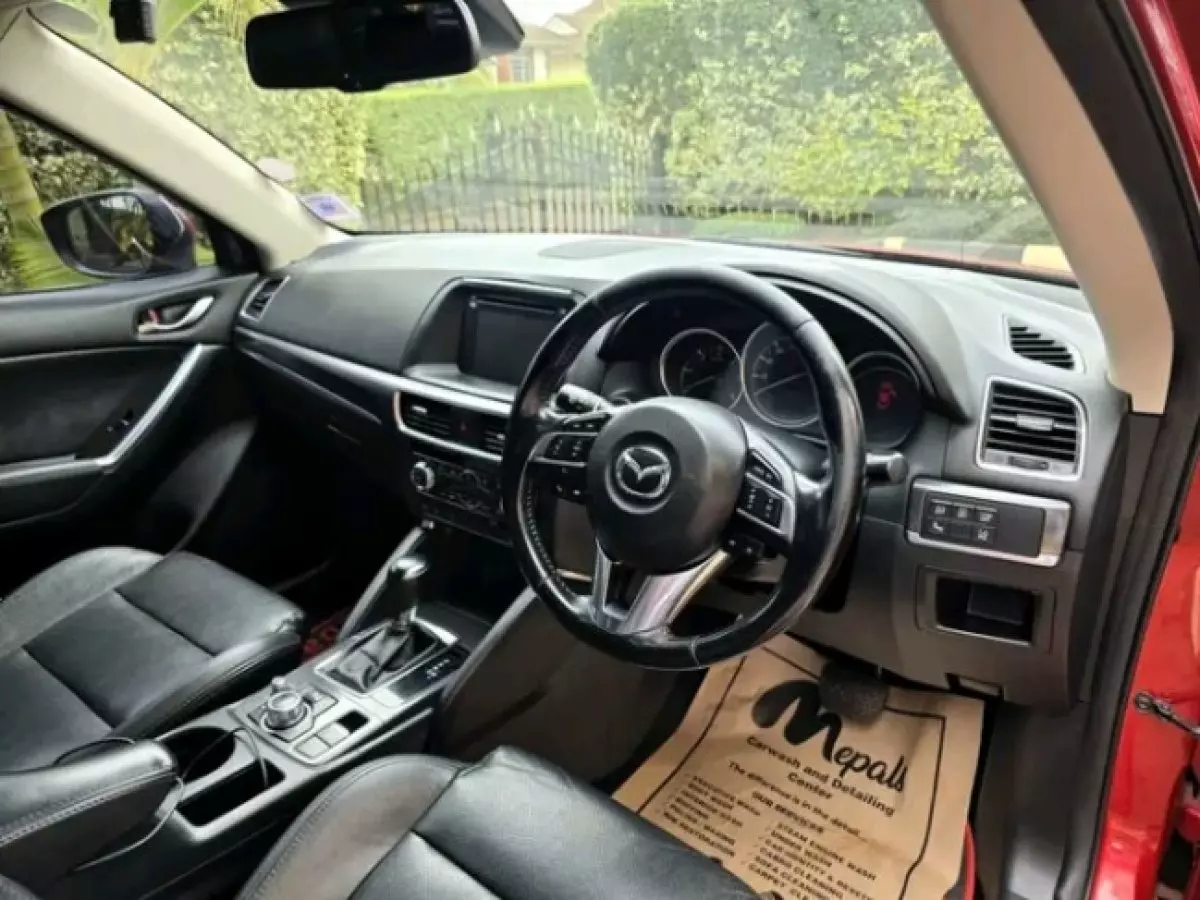 interiorFront