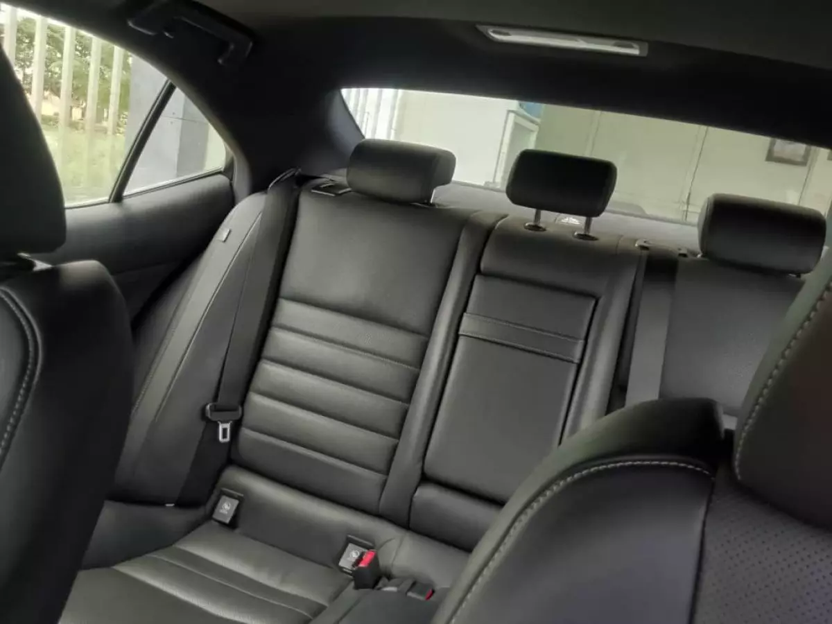 backSeat
