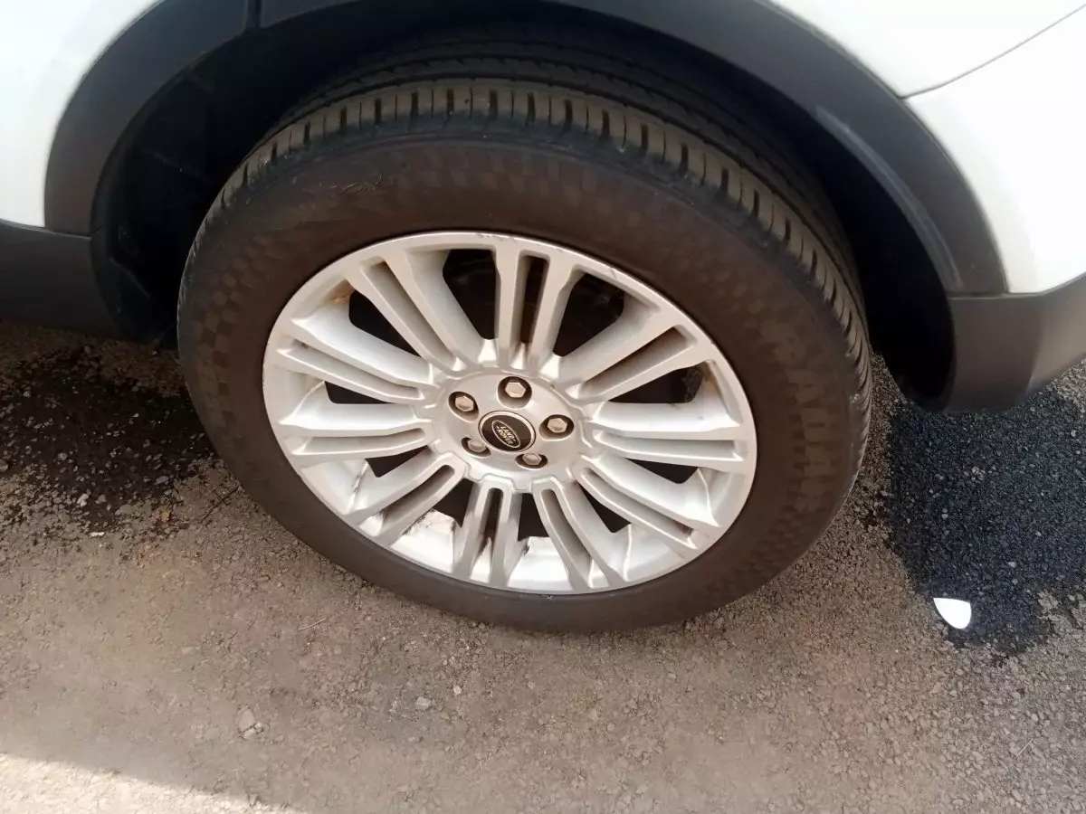 tyre2