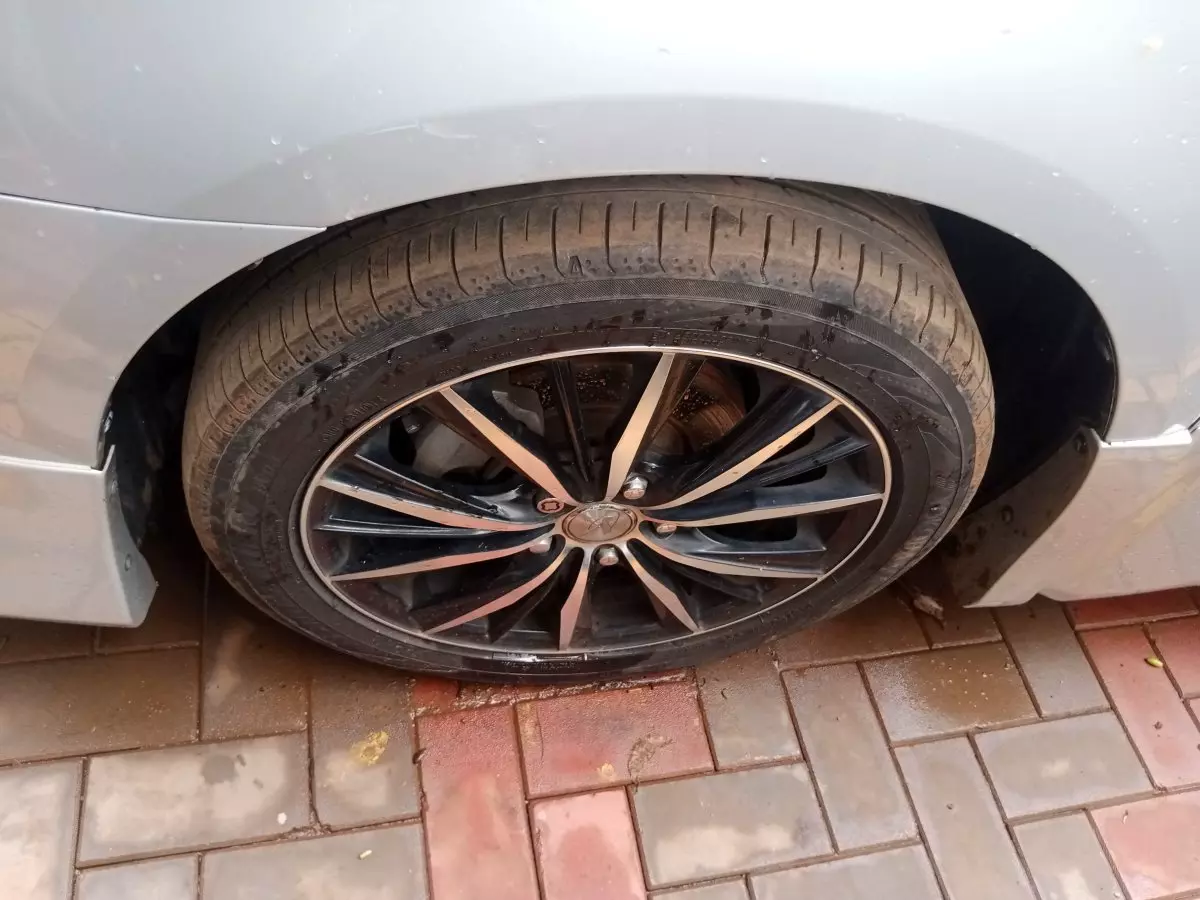 tyre0