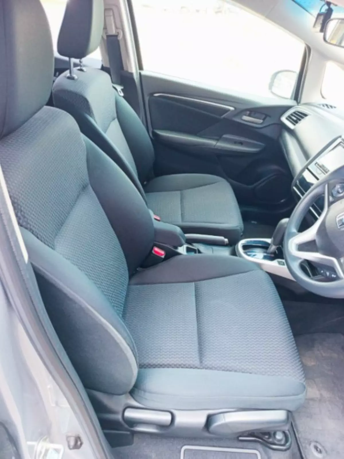interiorFront