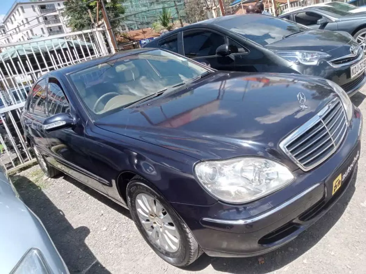 car Right Back