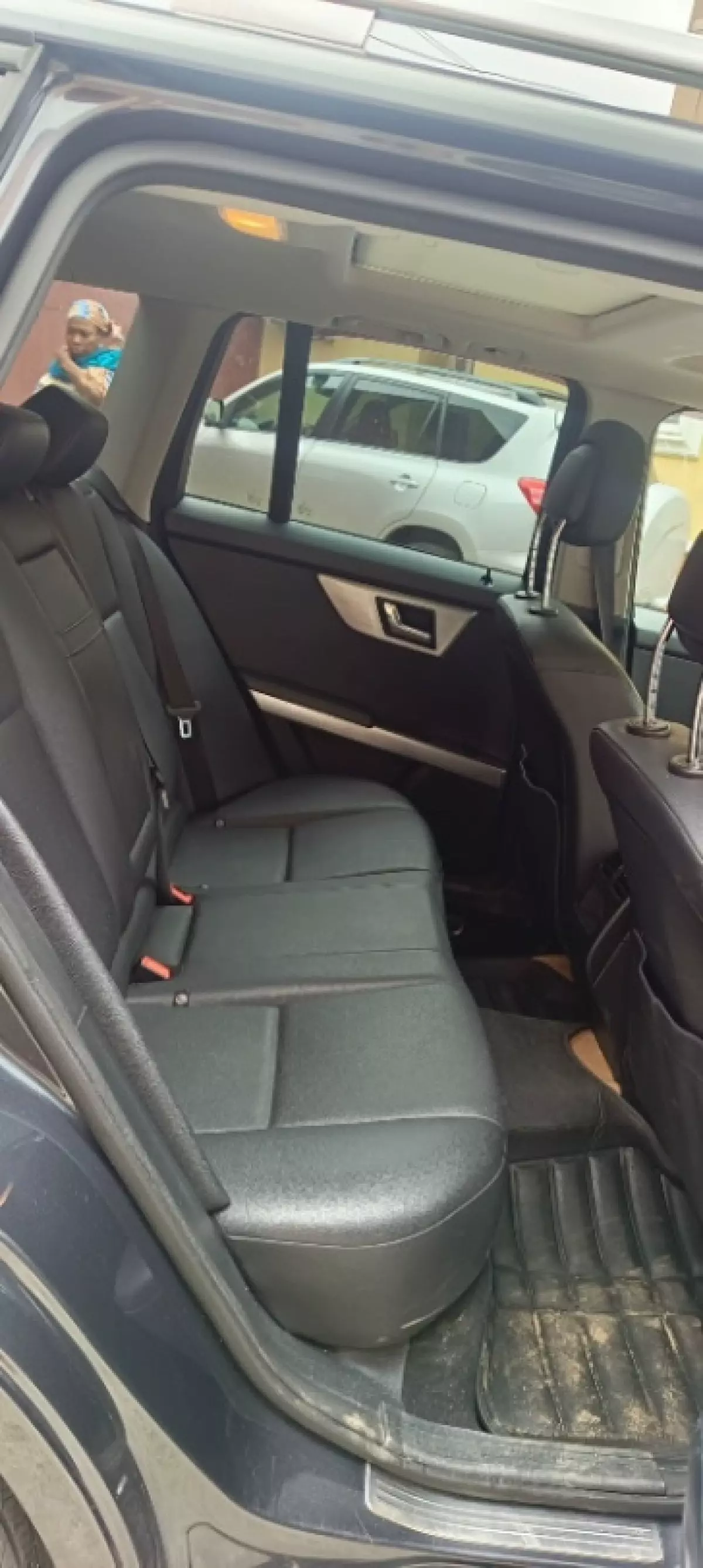 interiorBack
