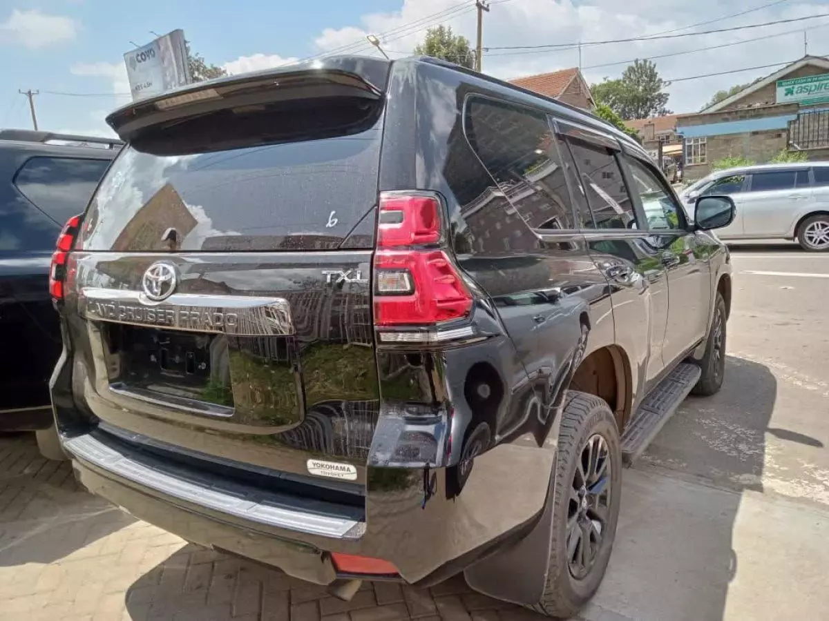 car Right Back