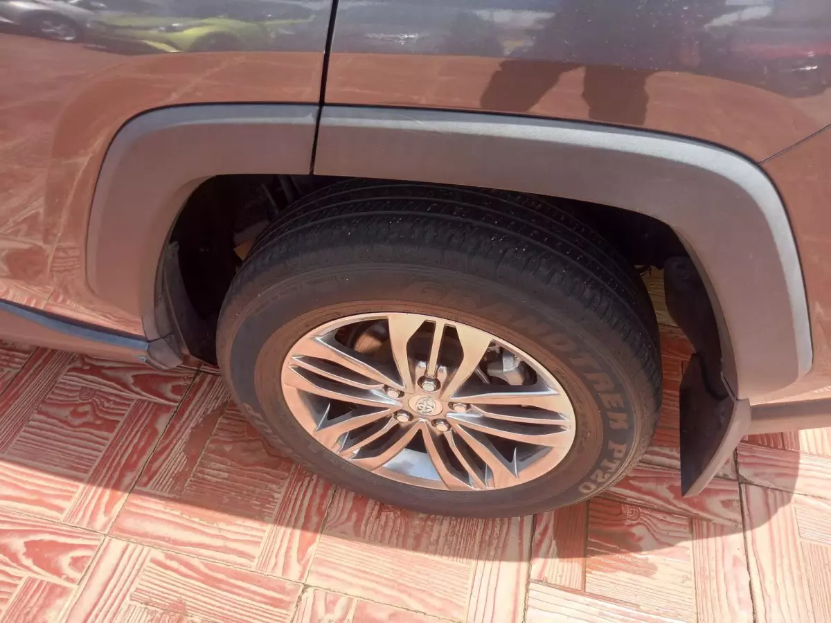 tyre1