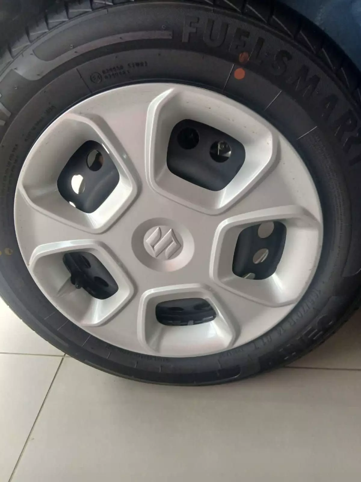 tyre1