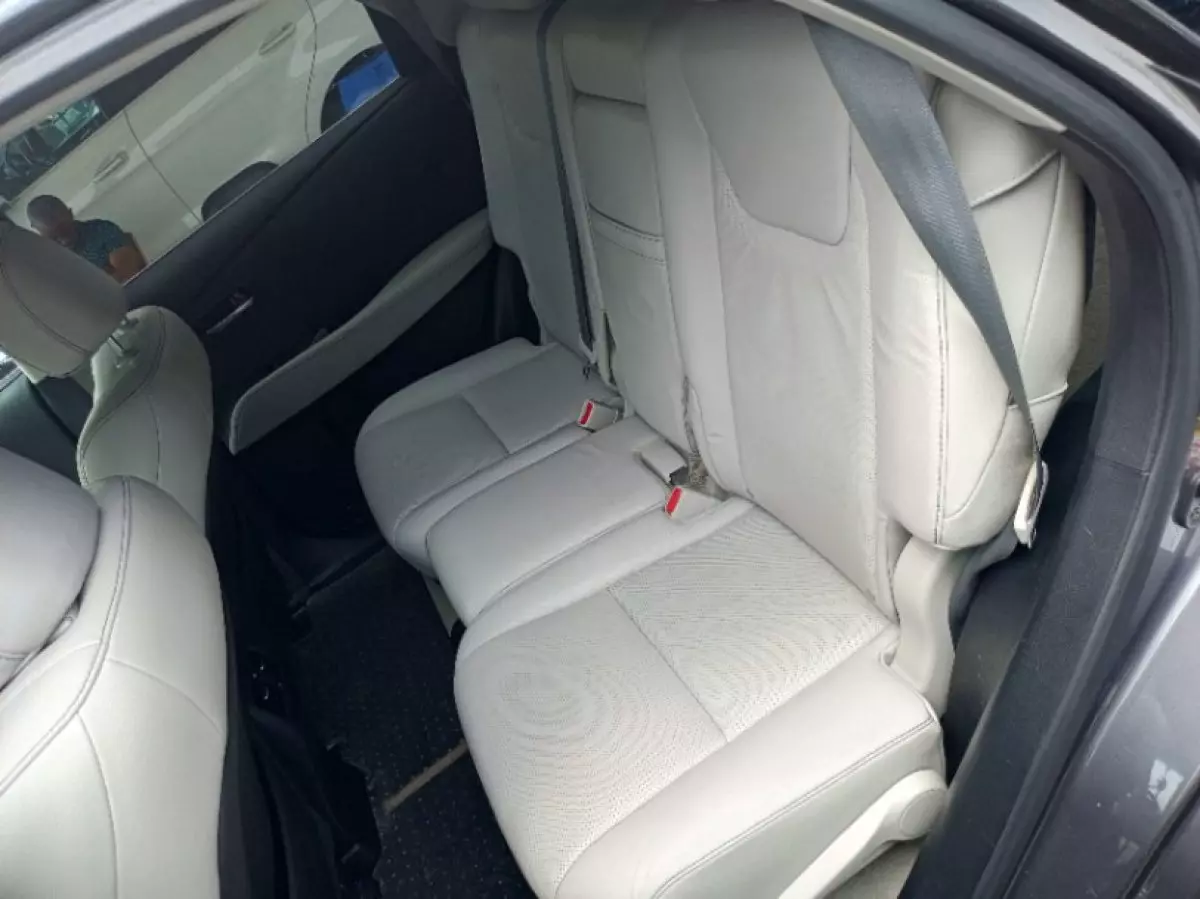 interiorBack