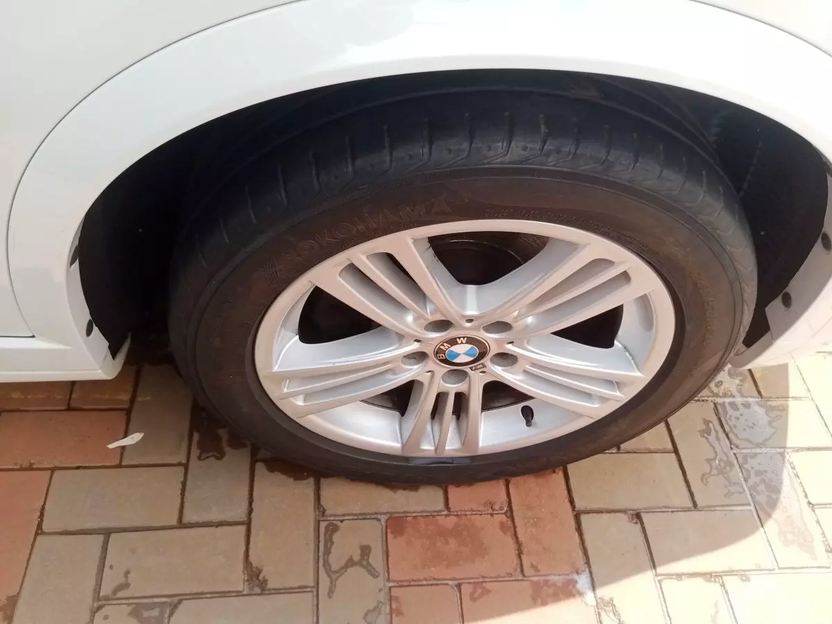 tyre0