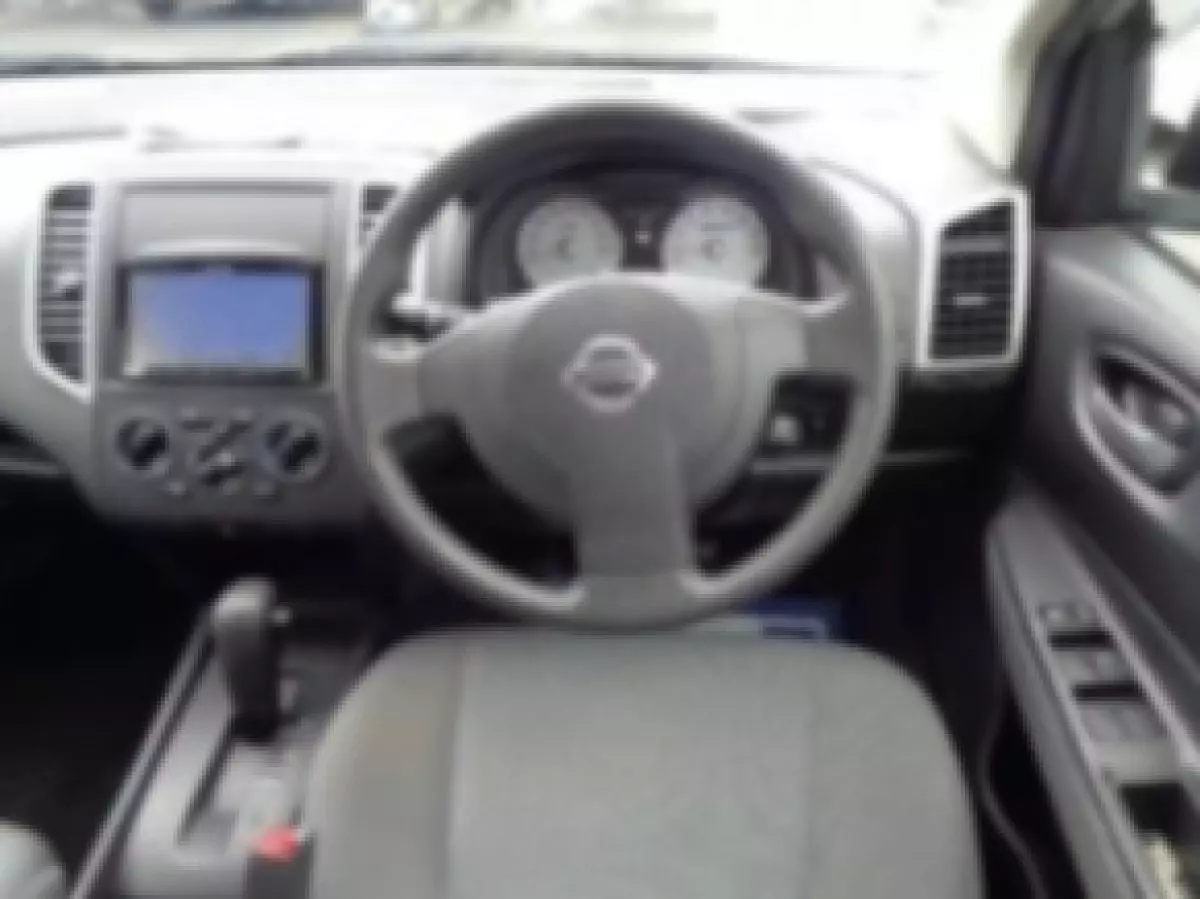 interiorFront
