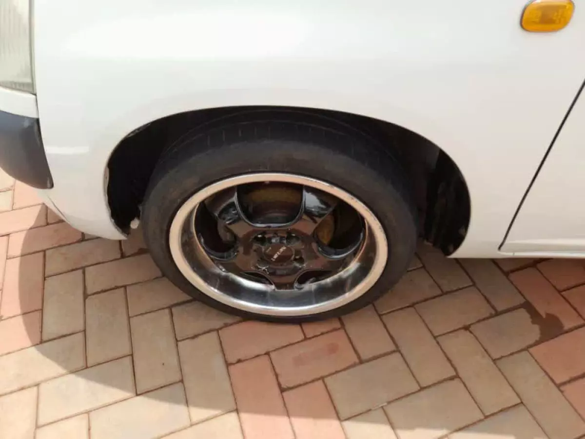 tyre0