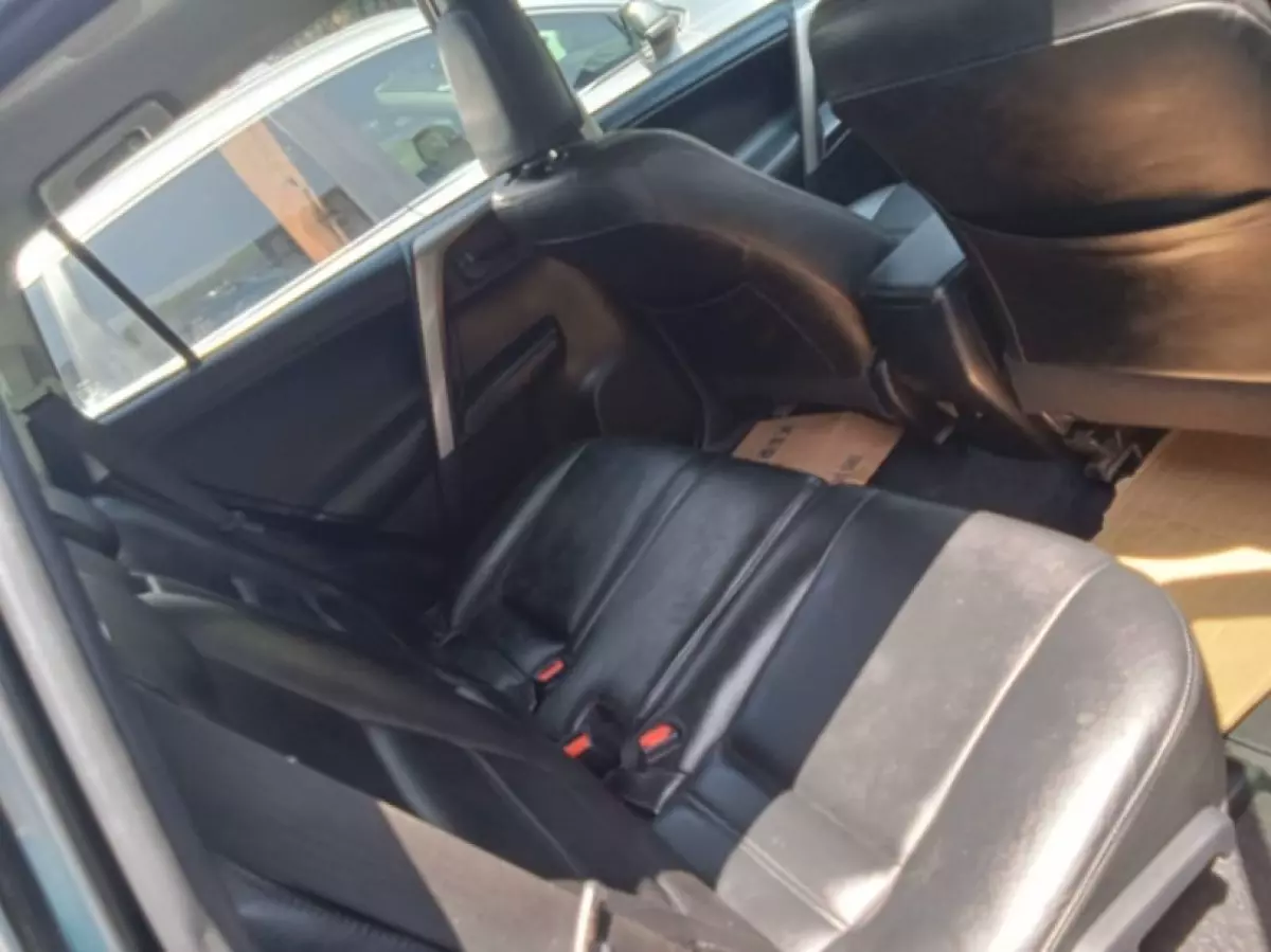 interiorBack