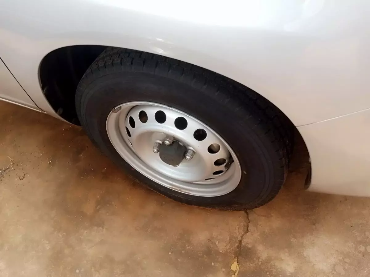 tyre1