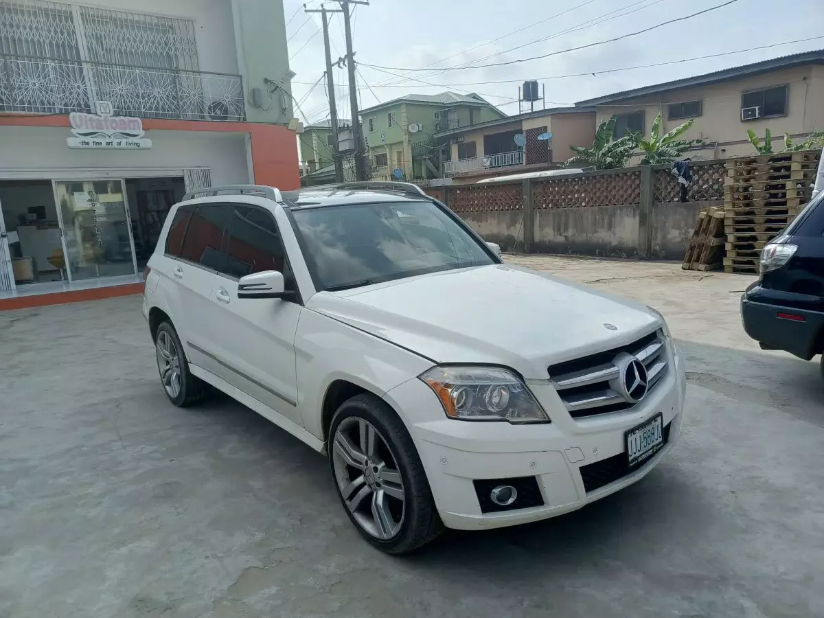 Mercedes-Benz GLK 350 - 2011
