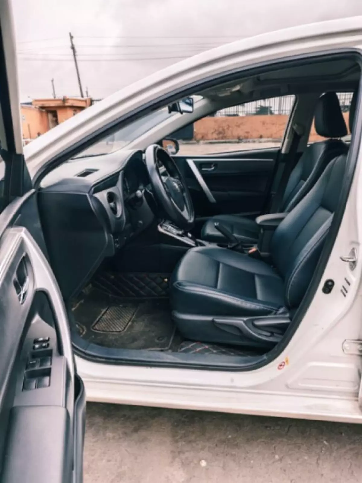 interiorBack