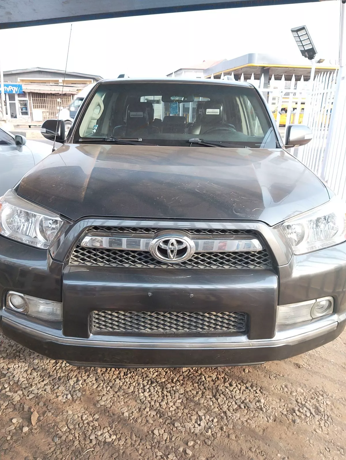 Toyota 4-Runner - 2012