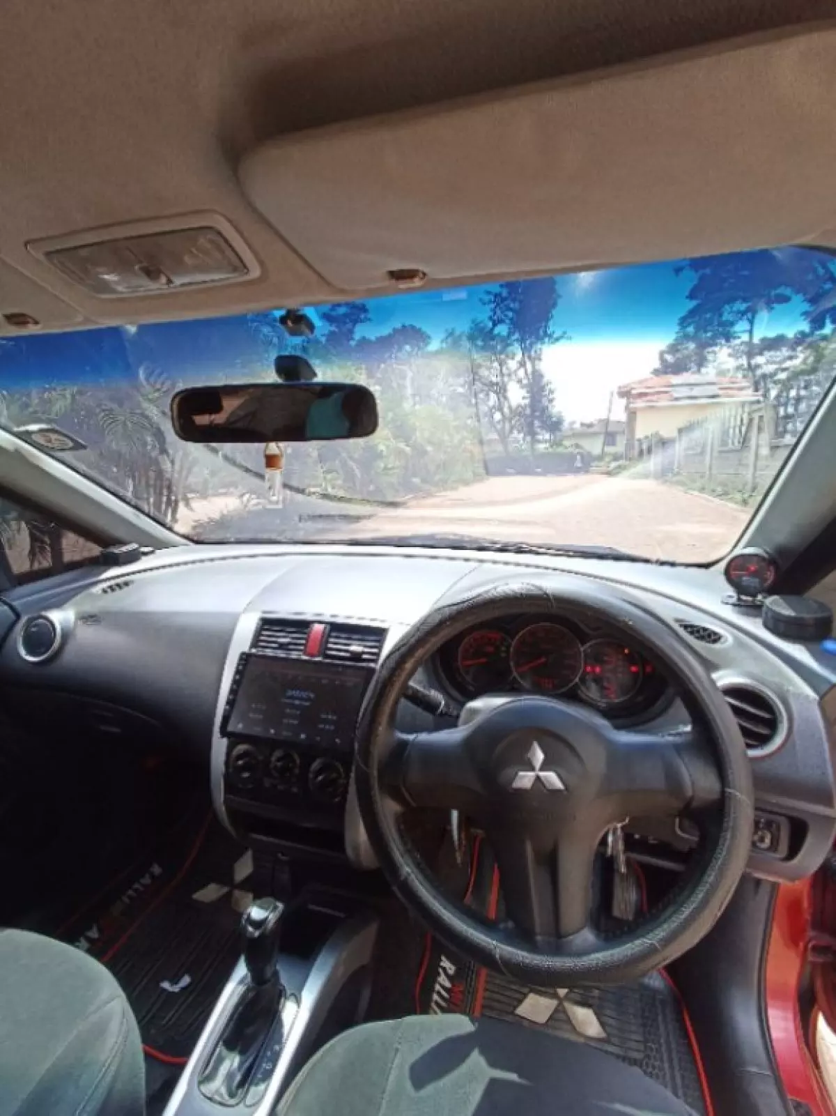 interiorFront
