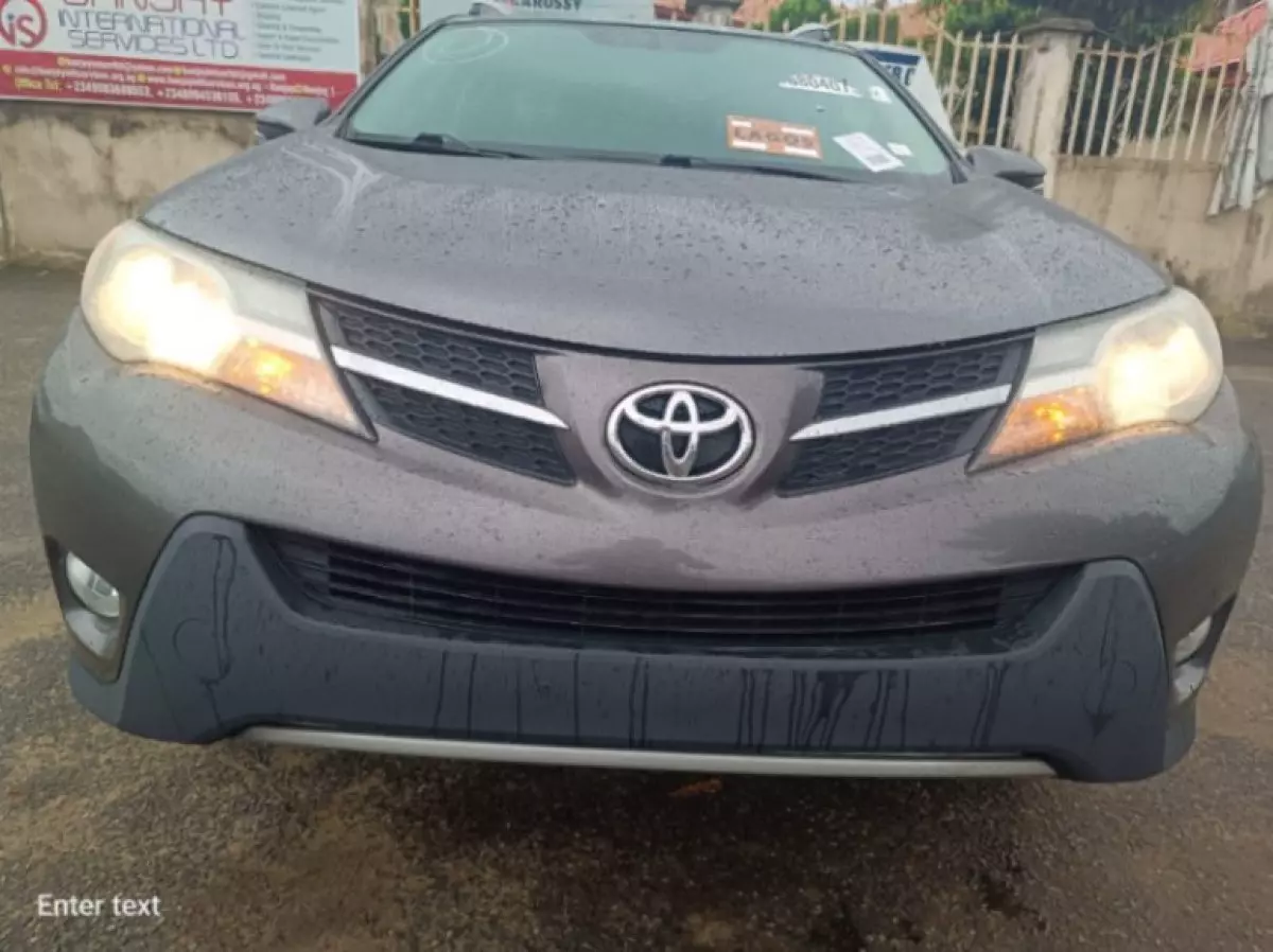 Toyota RAV 4 - 2015