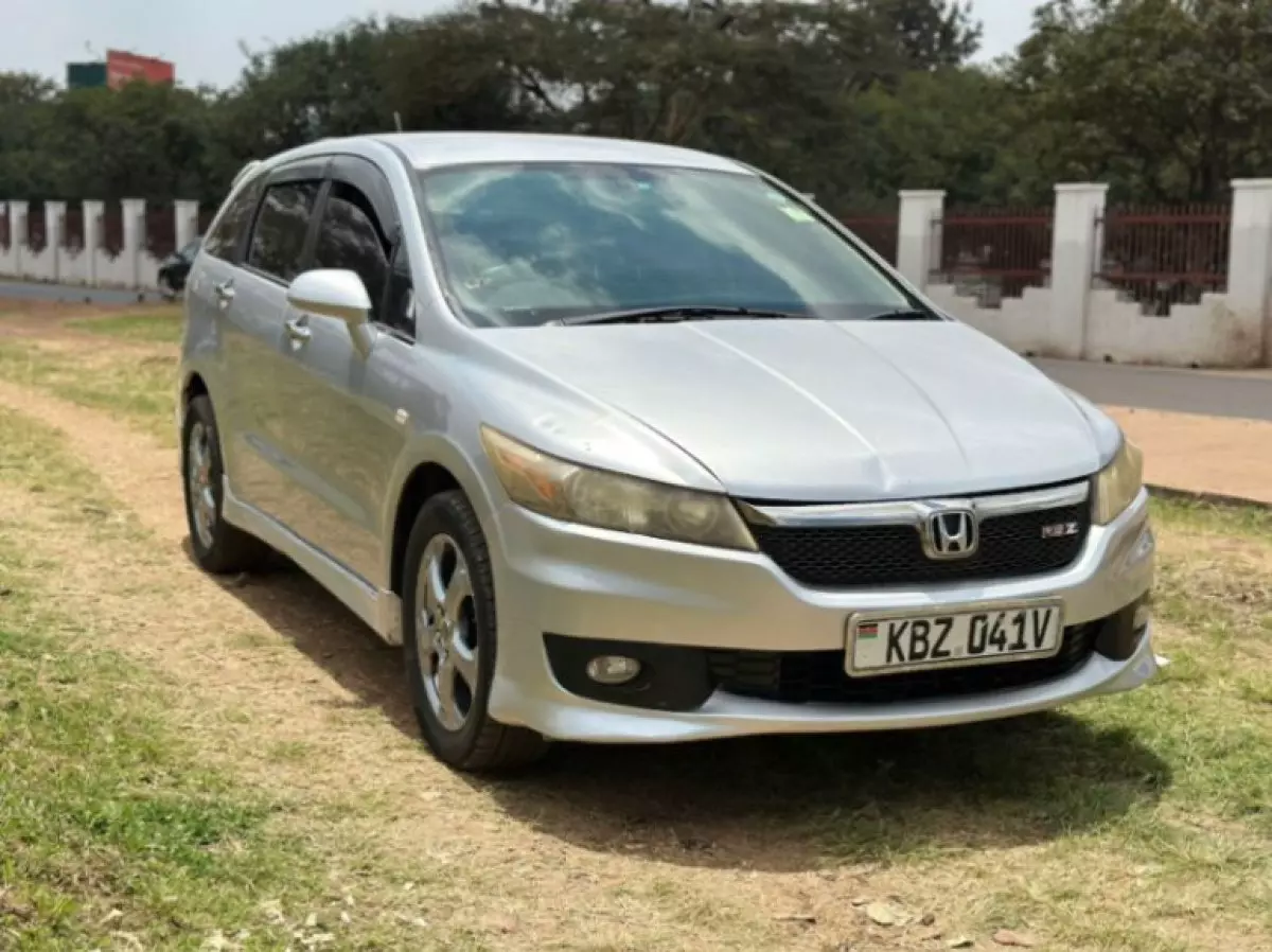Honda Stream - 2008