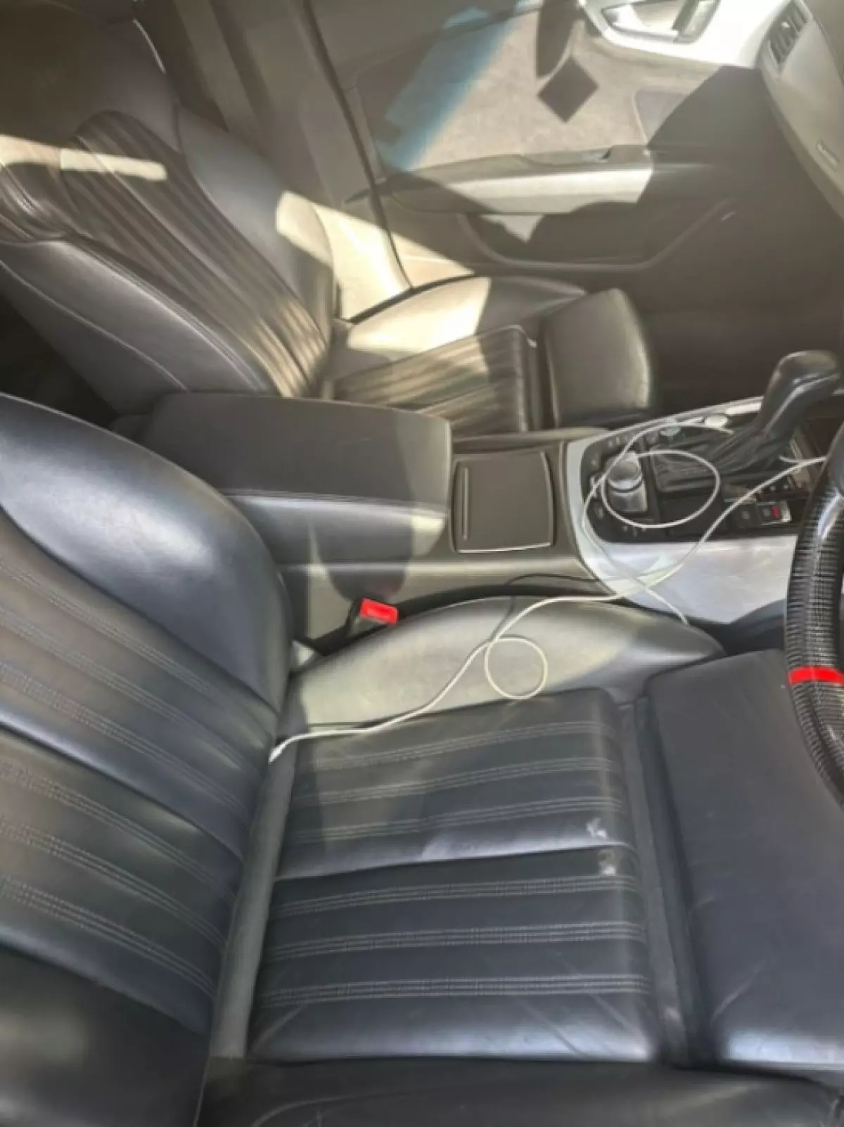 interiorBack