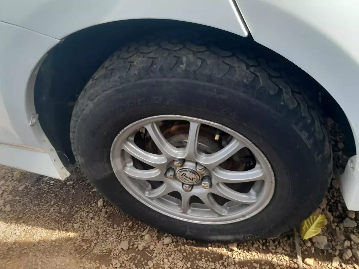 tyre2
