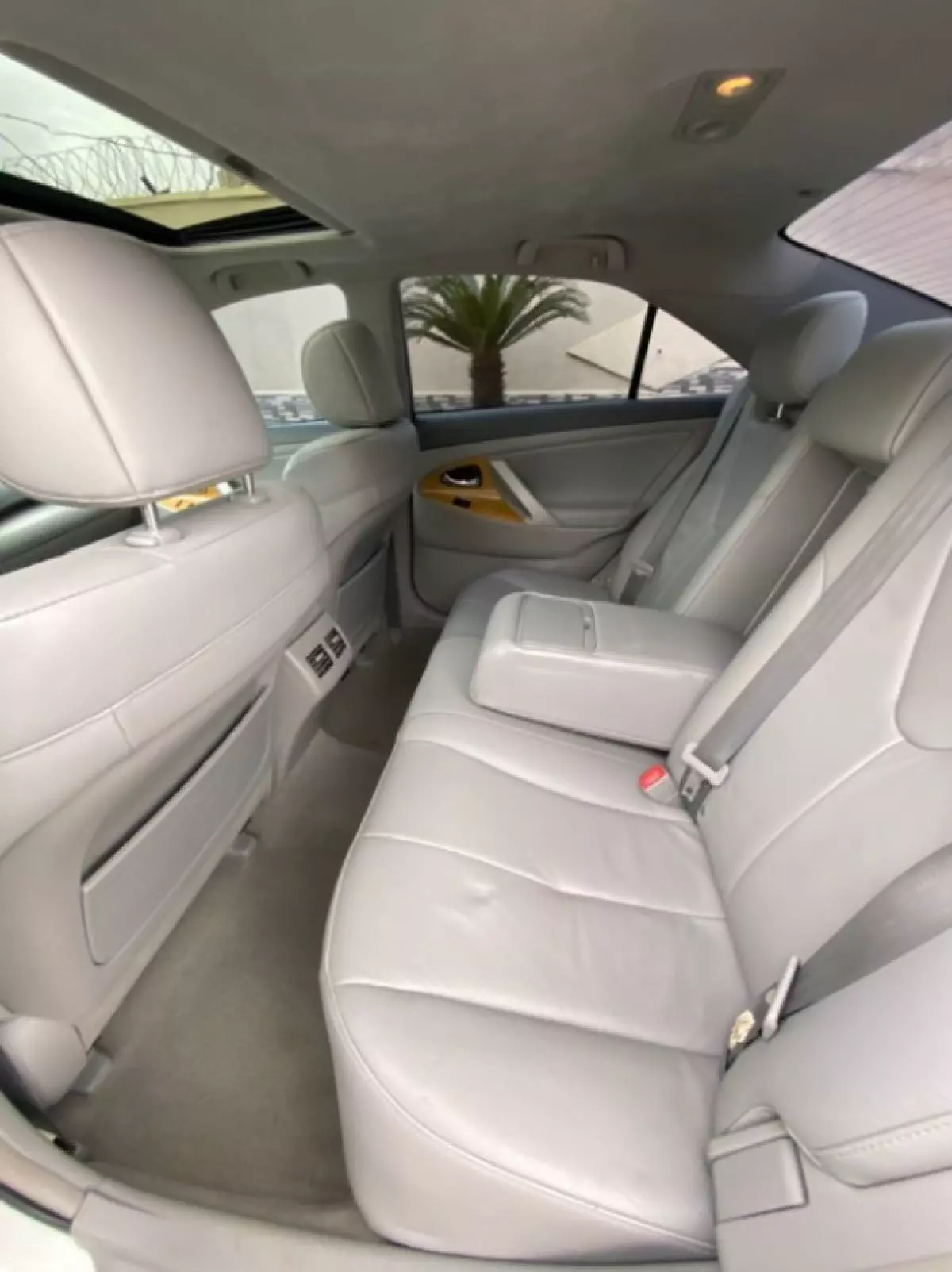 interiorBack
