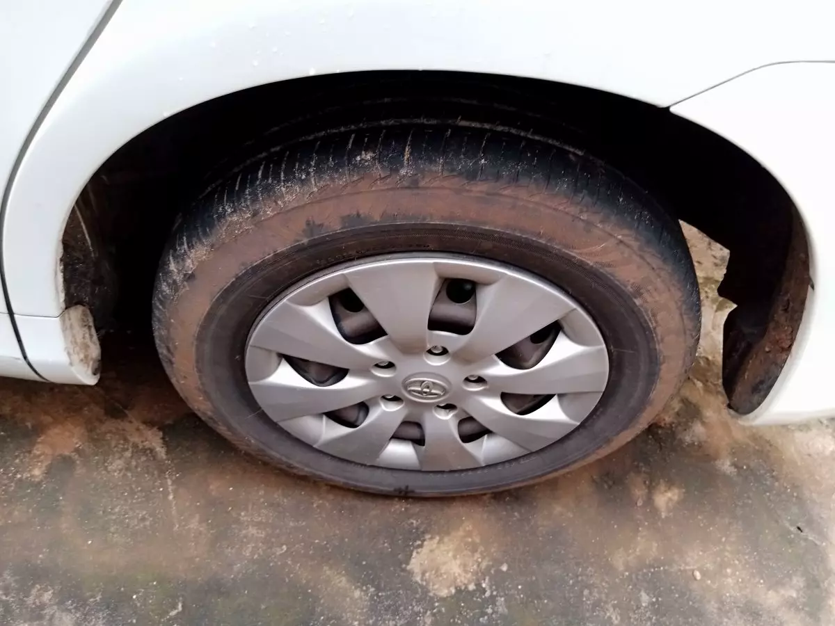 tyre2