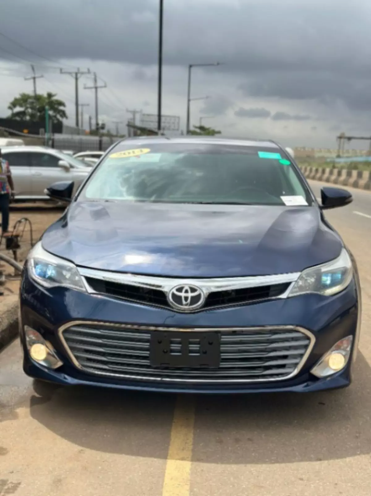 Toyota Avalon - 2013