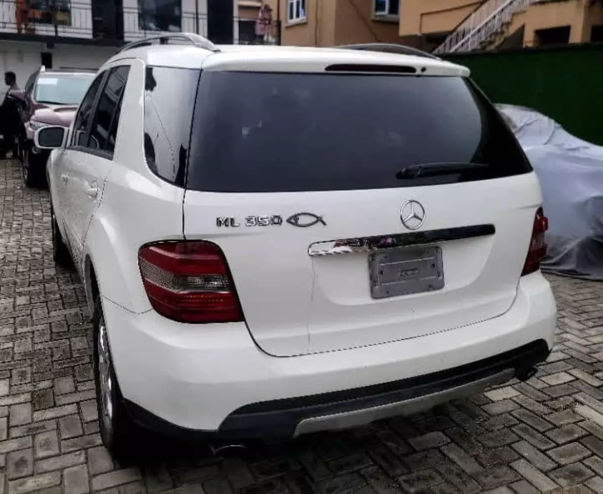 car Left Back