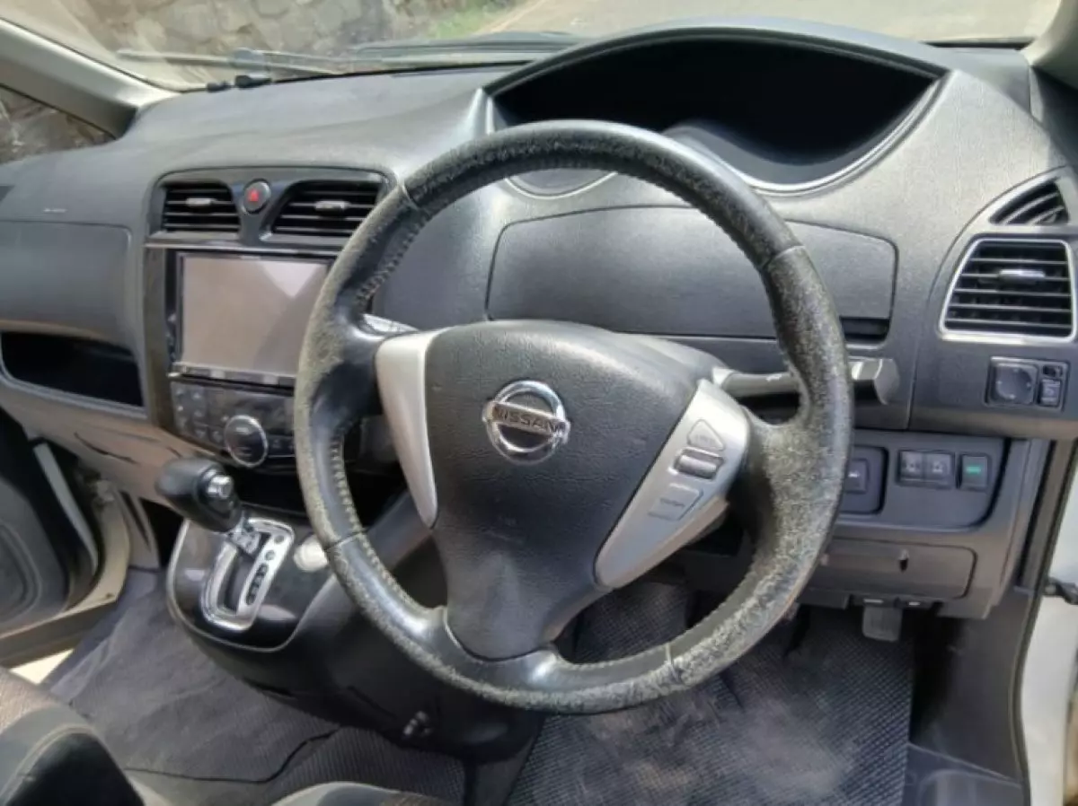 interiorFront