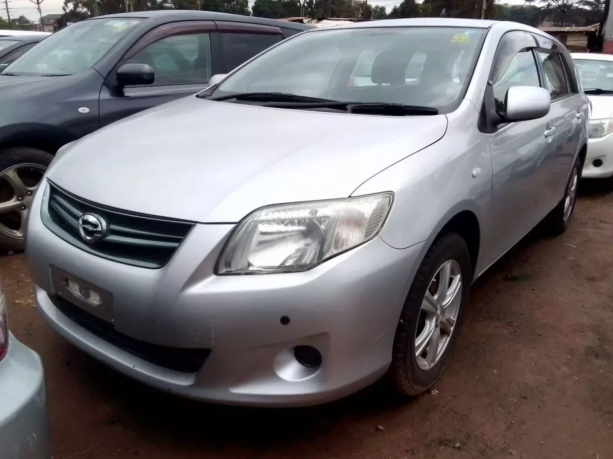 Toyota Fielder  - 2010