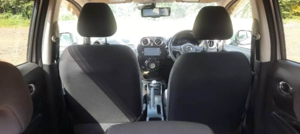 interiorBack
