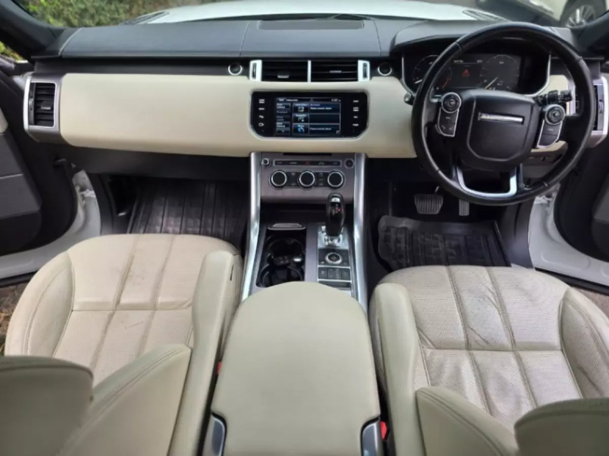 interiorFront