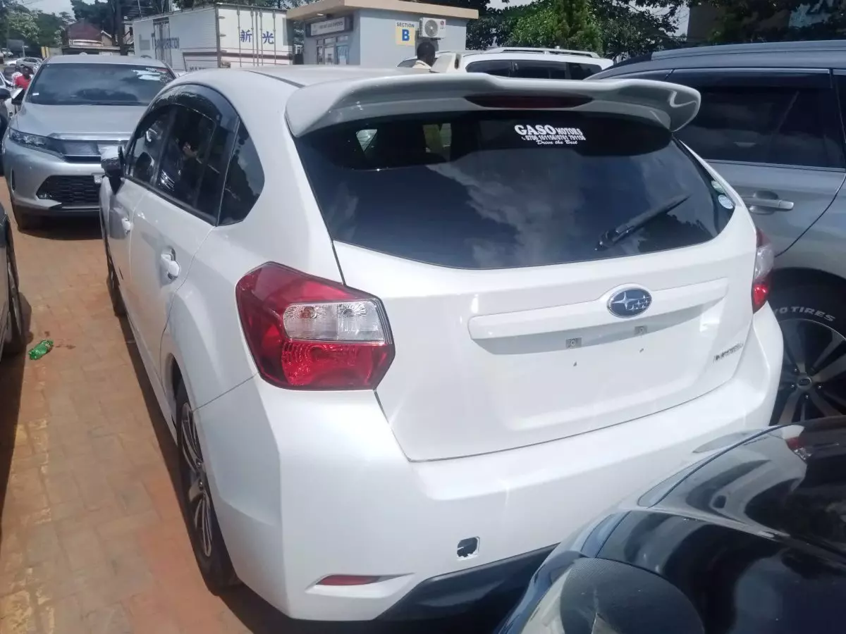 car Right Back