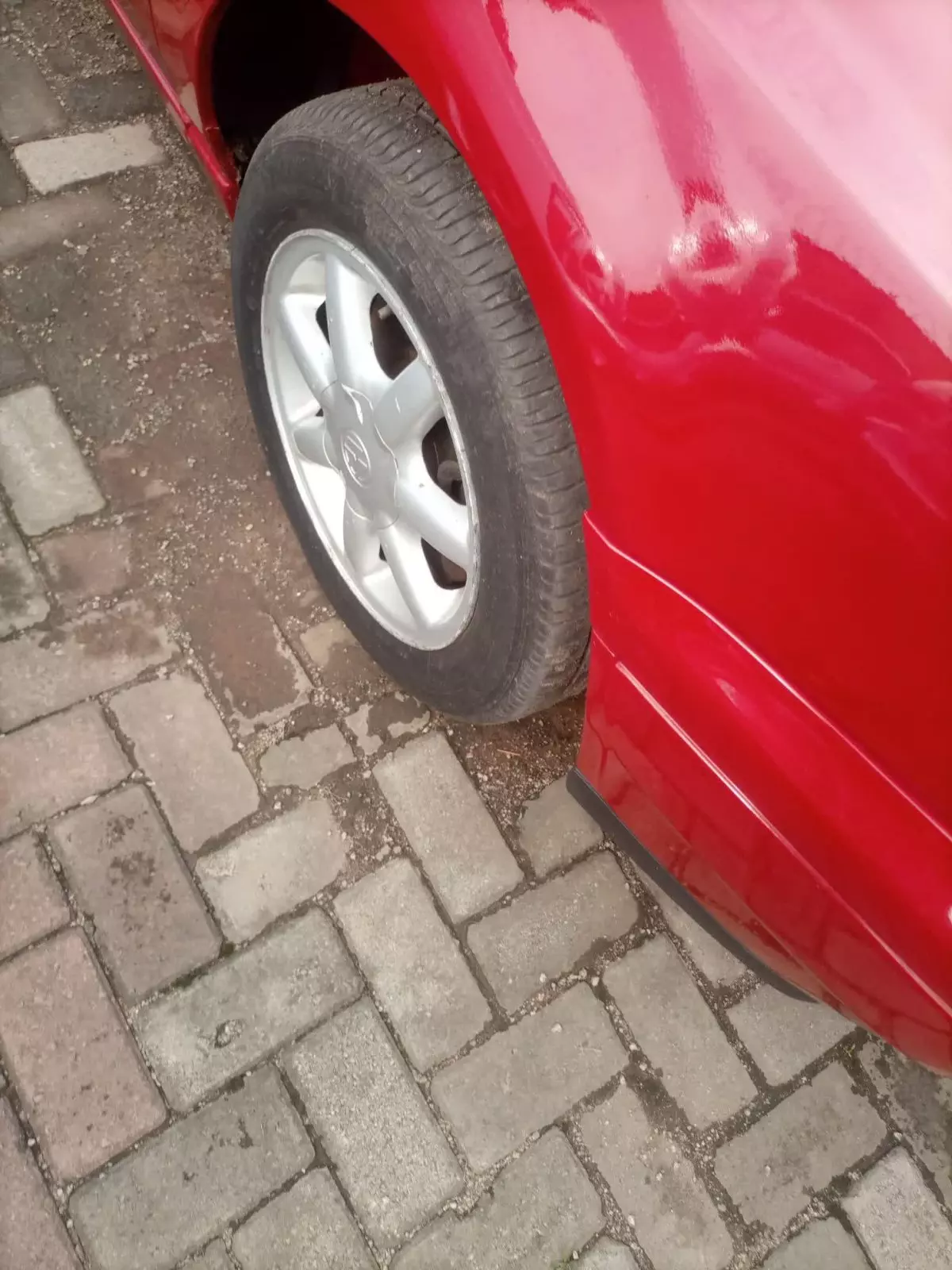 tyre0