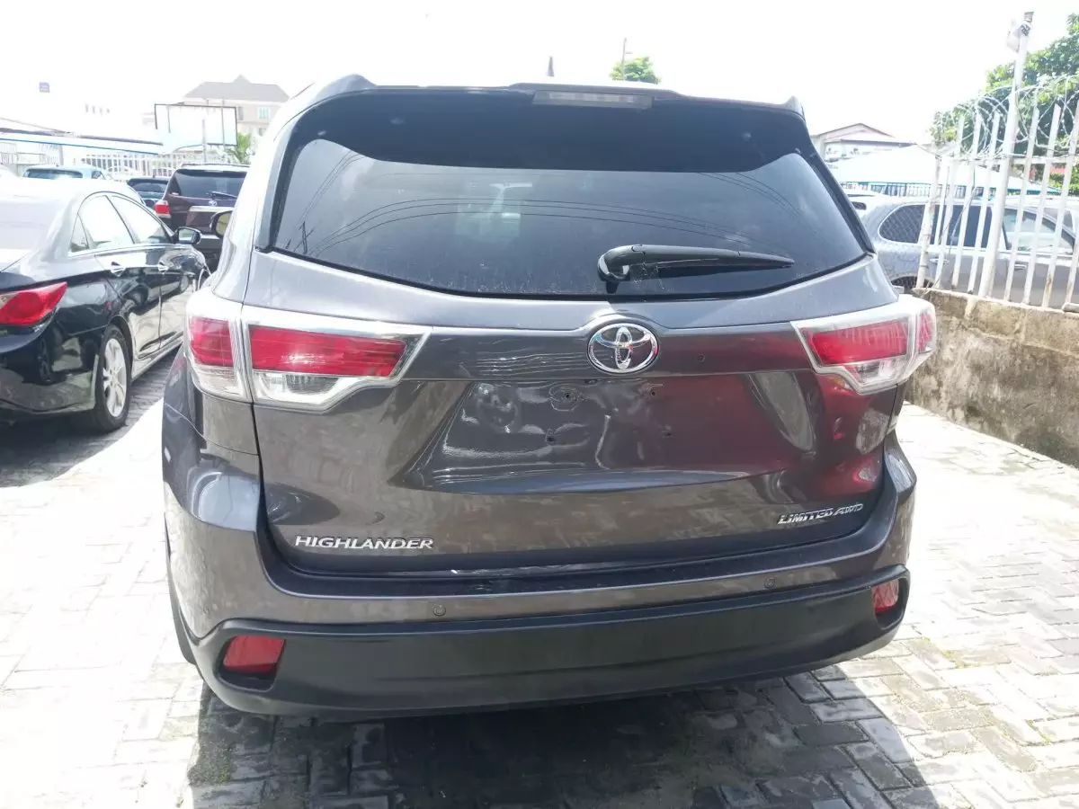 car Back