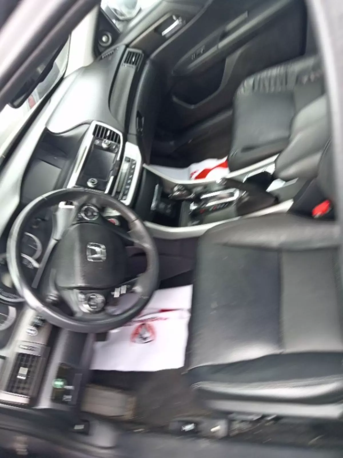 interiorFront
