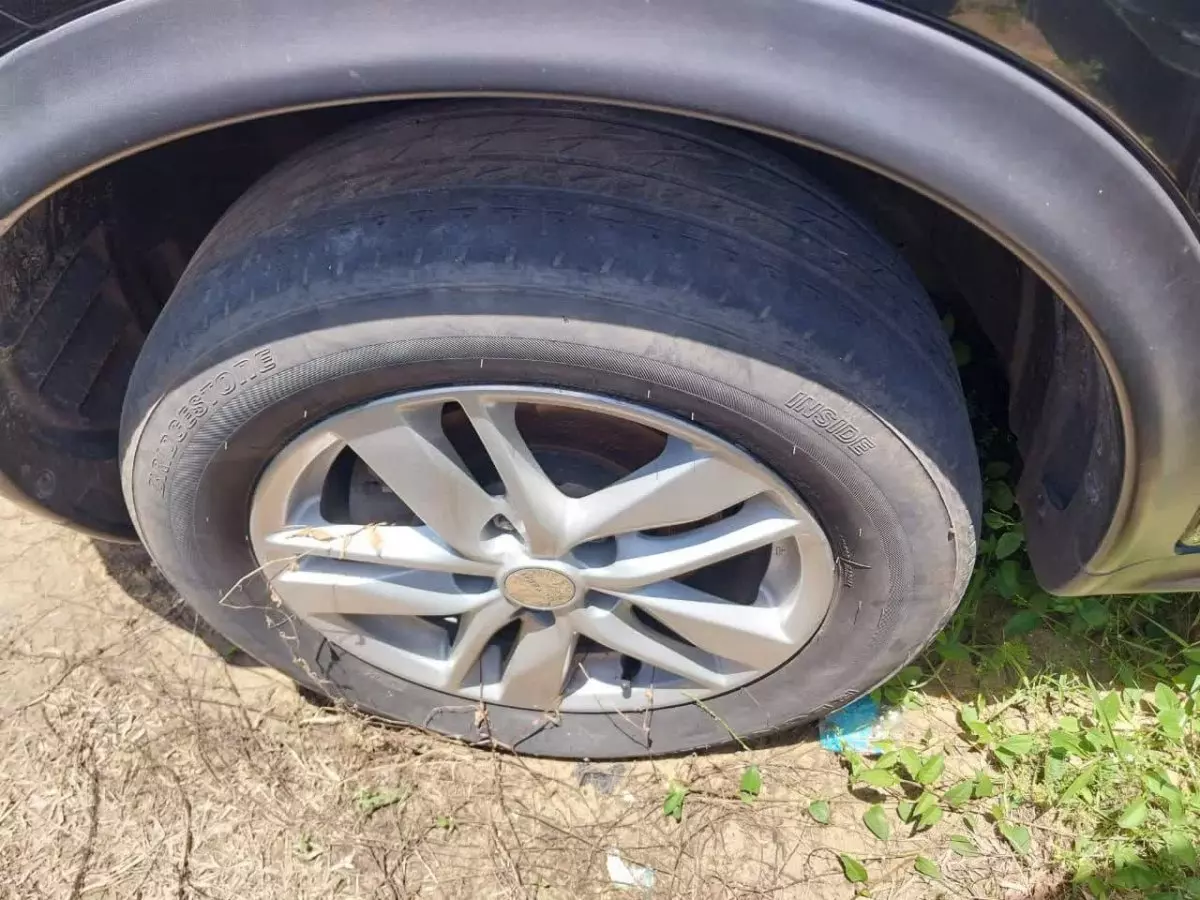 tyre0