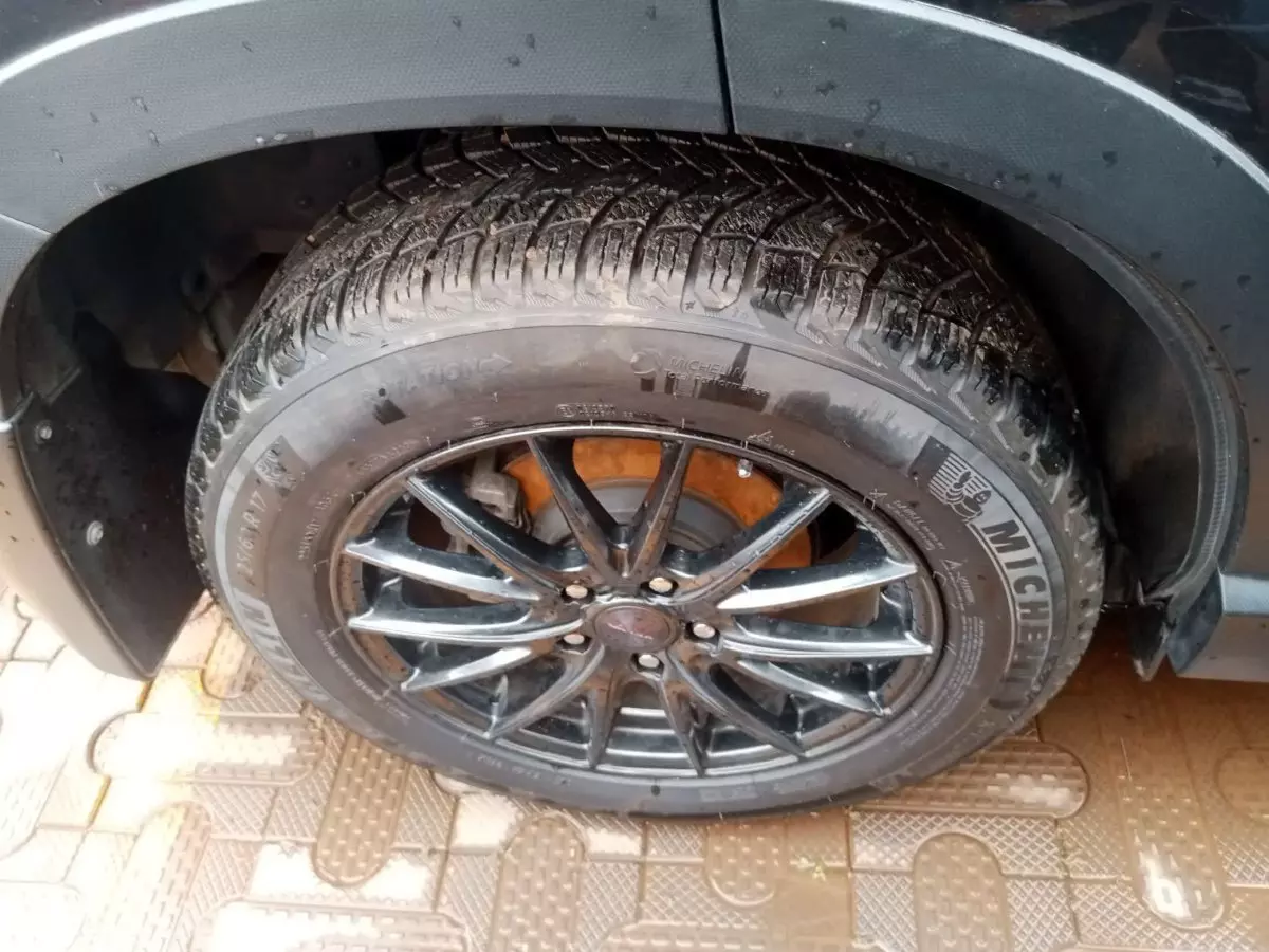 tyre1
