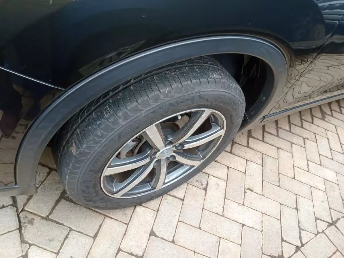 tyre1