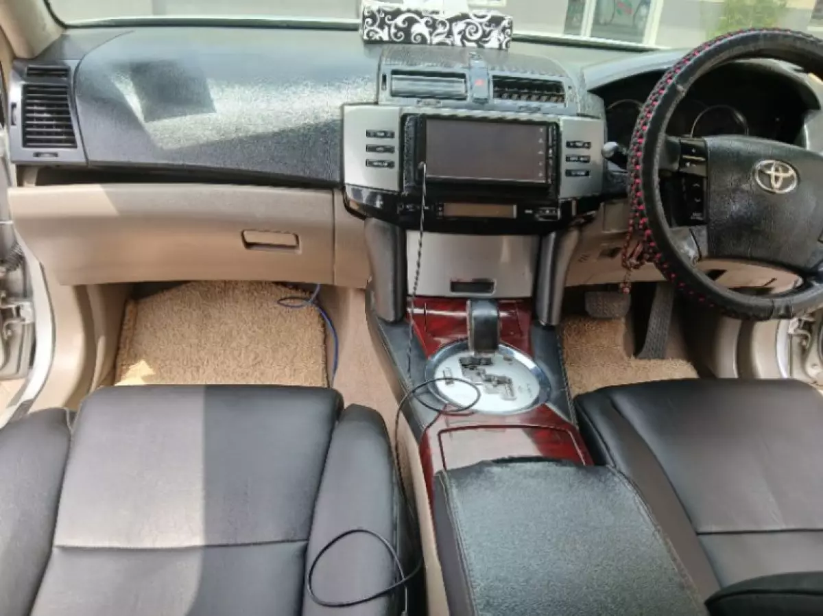 interiorFront