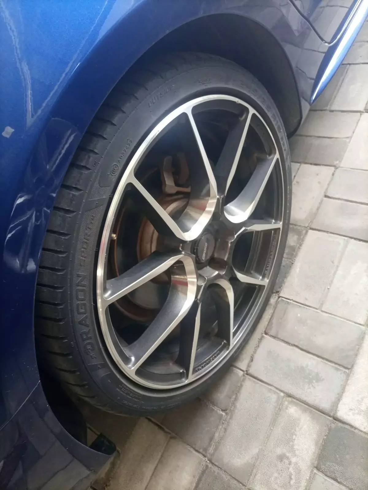 tyre1